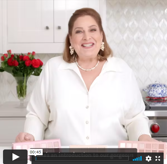 Blend Away Beige & Brown 8 Multi-Finish Eyeshadows - Image 4